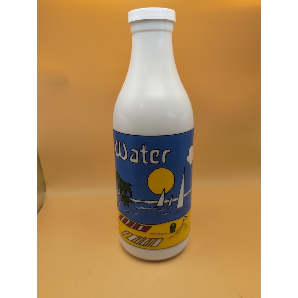 .Vintage‎ Carlton Glass Water Bottle Beach Scene